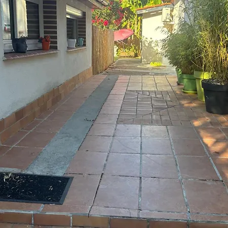 Jolie Petite Maison Casa de Férias