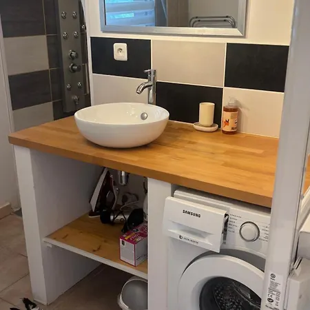 Jolie Petite Maison Coufouleux